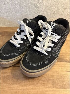 Vans Men's Black Suede and Canvas Sneakers Size 8